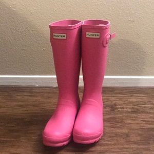 Hot pink Hunter rainboots!